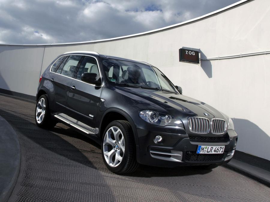  BMW X5 xDrive 3.5d 10 Year Edition 2009 года  (фото 15 из 18)